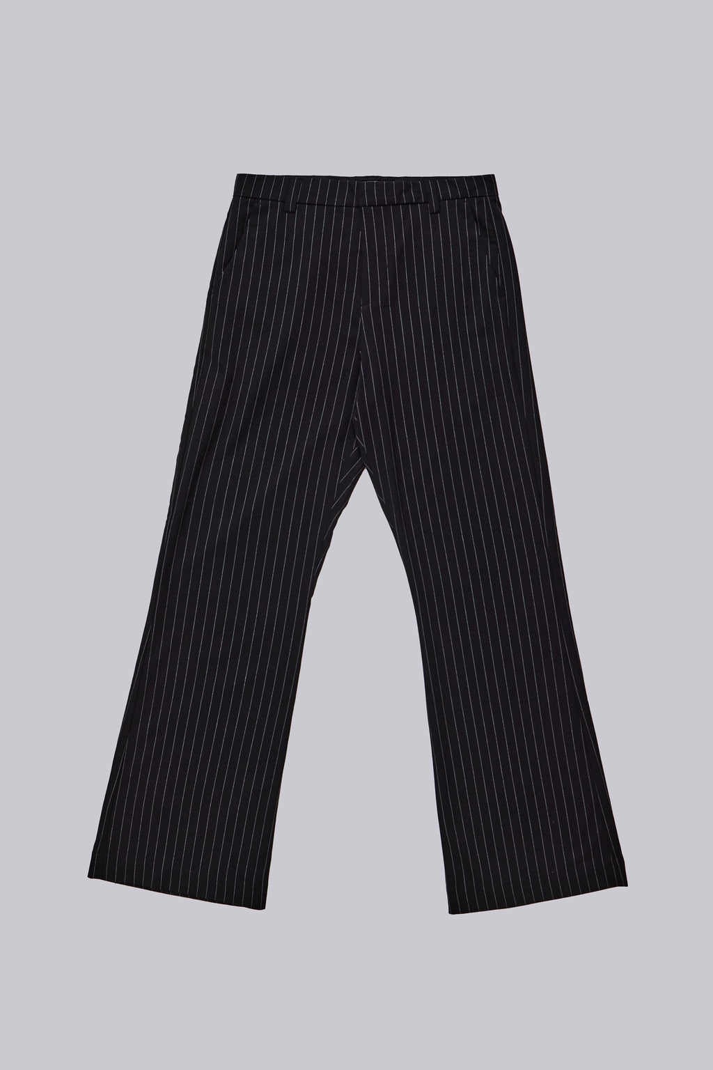 Pantalón de traje de raya diplomática con pliegues bootcut negro