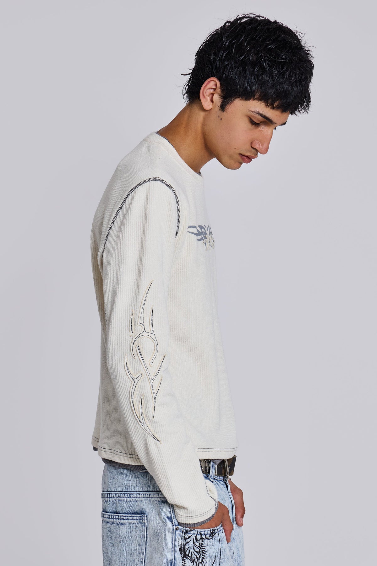 Camiseta Tattoo con Apliques – Blanco Roto