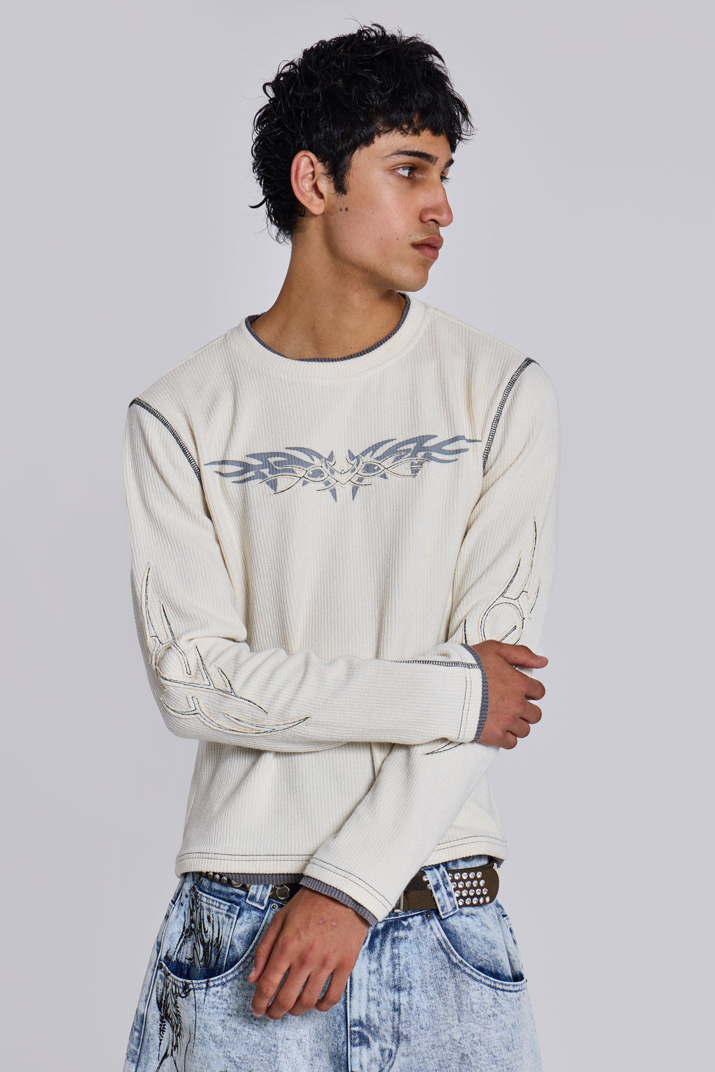 Camiseta Tattoo con Apliques – Blanco Roto