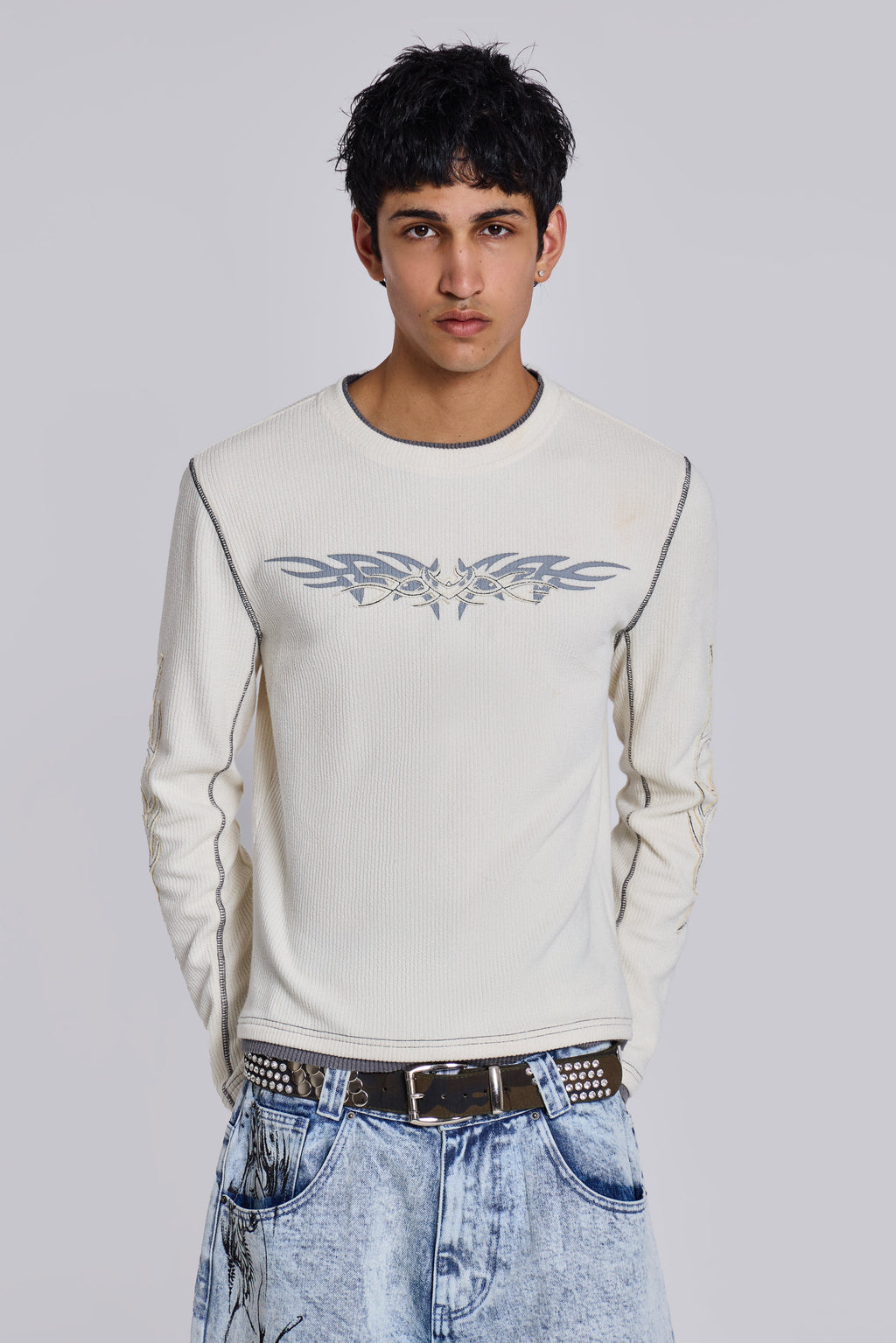 Camiseta Tattoo con Apliques – Blanco Roto