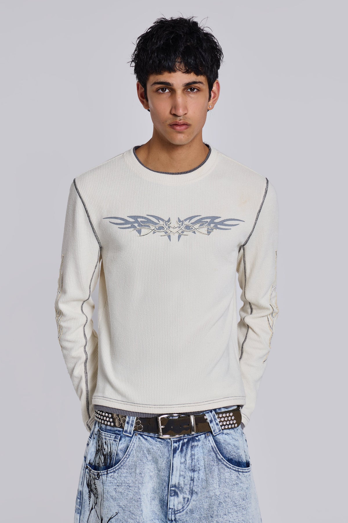 Camiseta Tattoo con Apliques – Blanco Roto