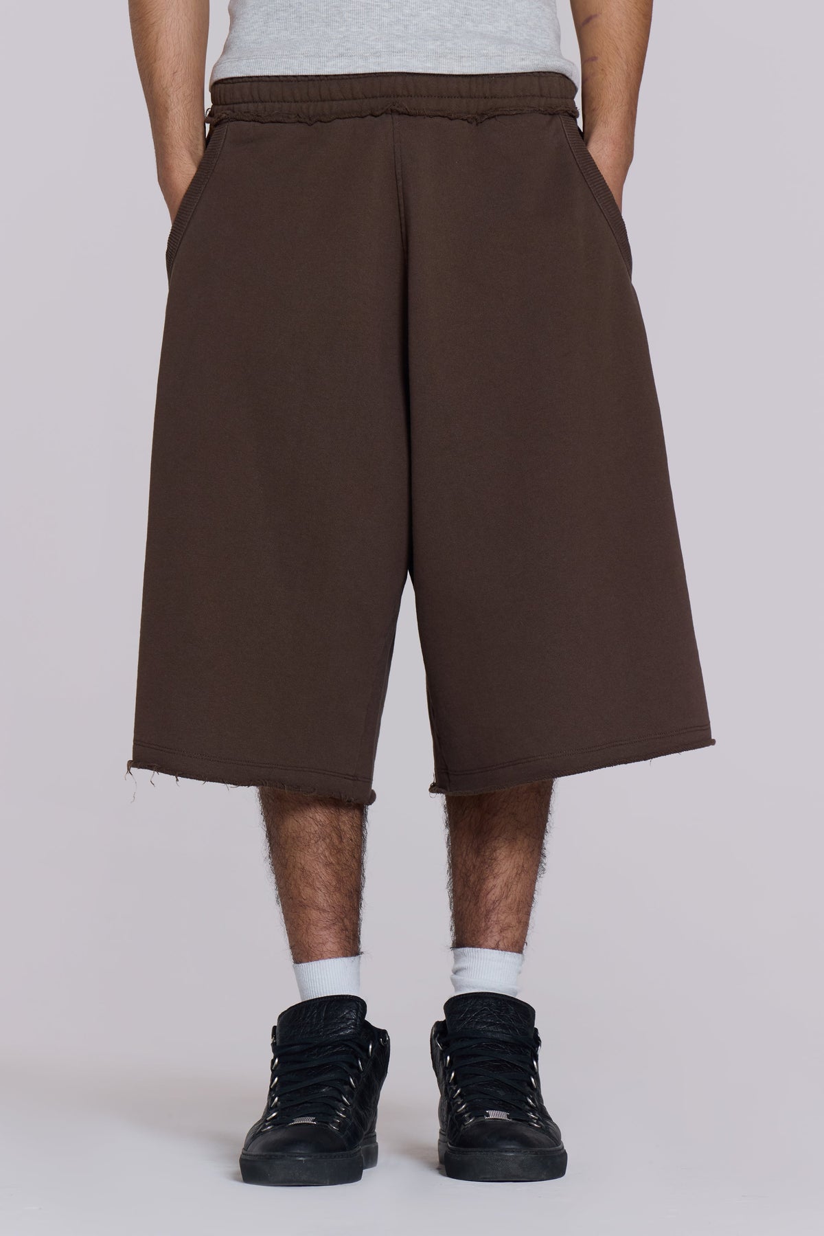 Shorts de chándal Monster marrón chocolate