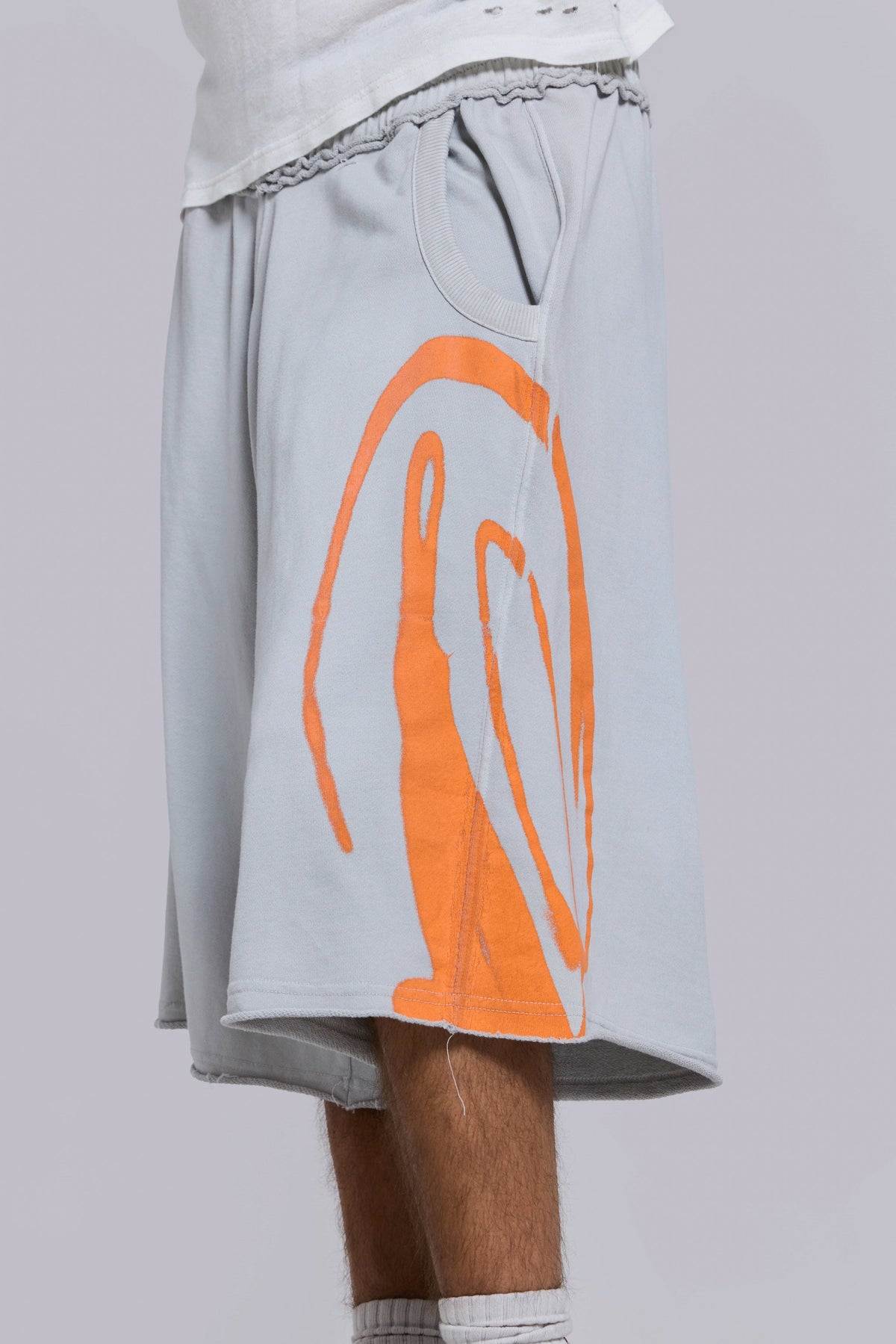 Shorts de chándal Divine Monster aerógrafos grises