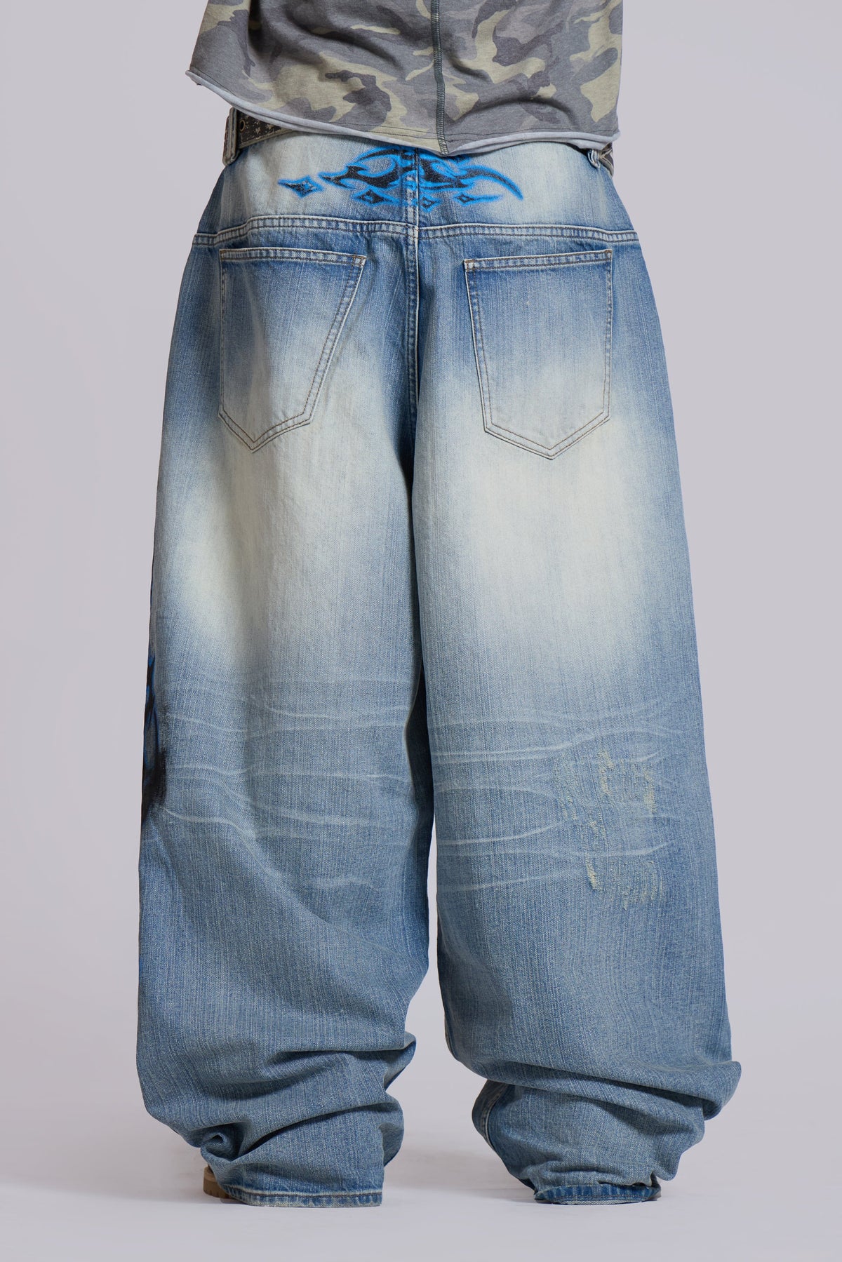 Light Wash Spike Airbrush XL Colossus Jeans