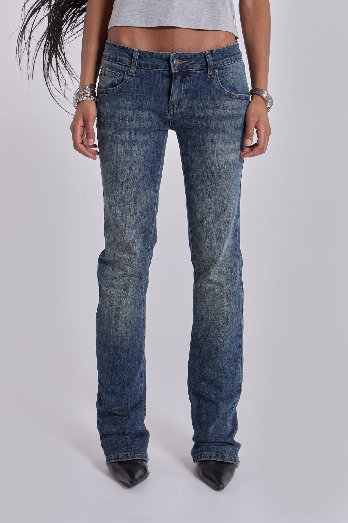 Cooper Bootcut Jeans in Mid Blue