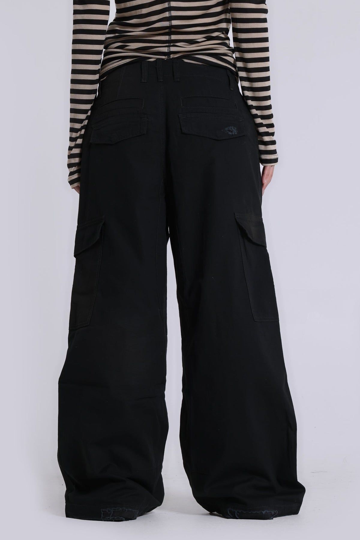 Black Titan Cargos