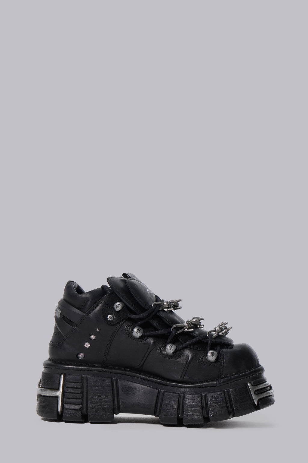 Glaive Tower Boots