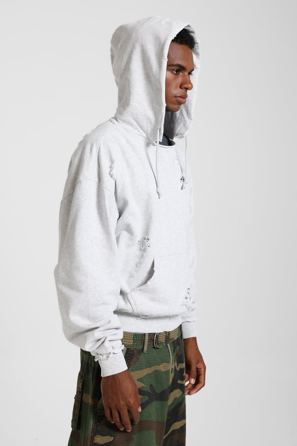 Sudadera Oversize Bitten – Gris Jaspeado.
