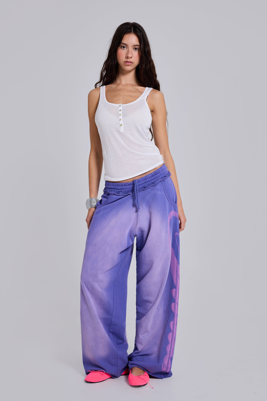 Joggers Divine Monster aerógrafos morados