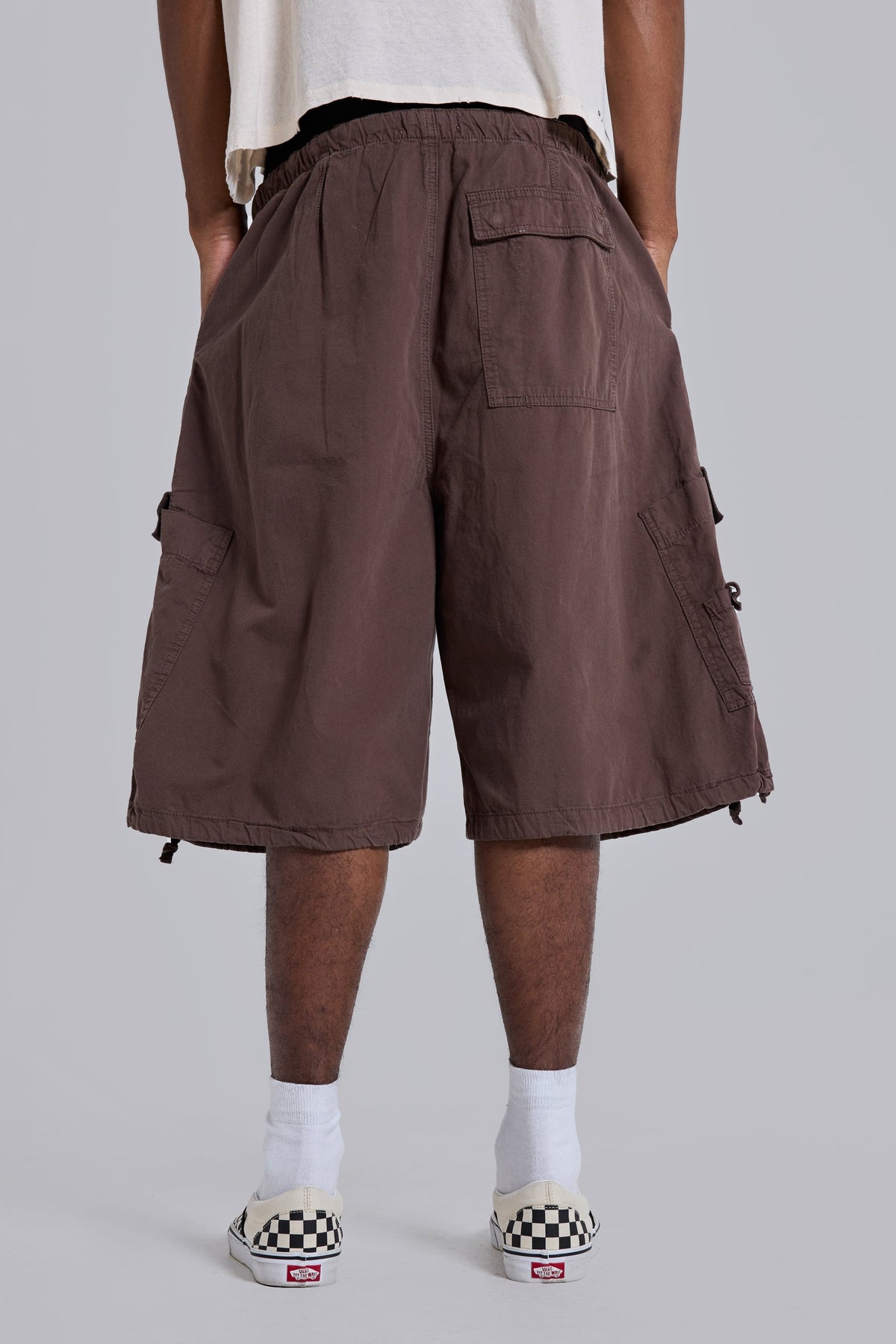 Shorts baggy Cargo paracaídas marrones