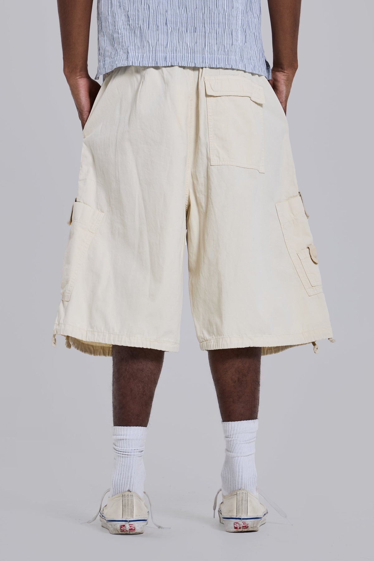 Shorts cargo paracaídas crudos