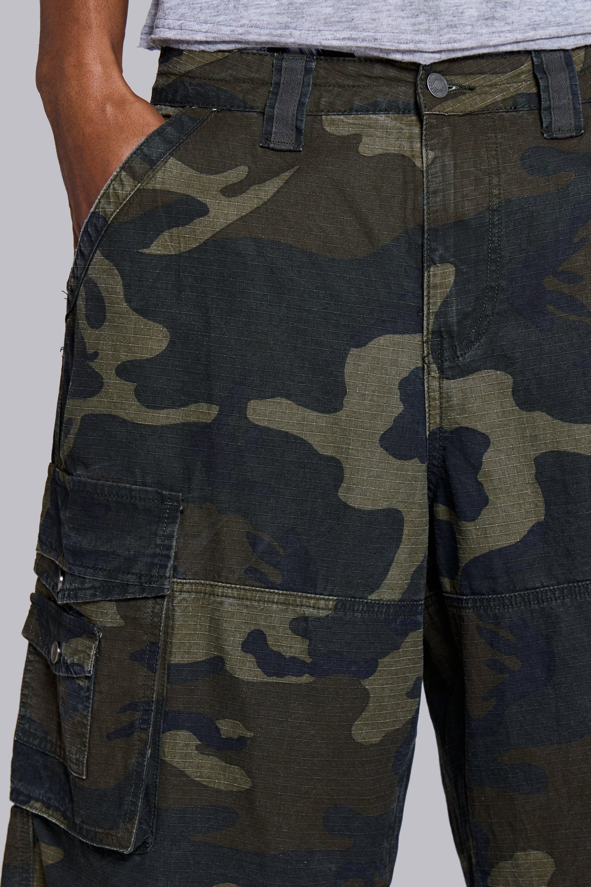 Shorts baggy Guerilla camuflaje