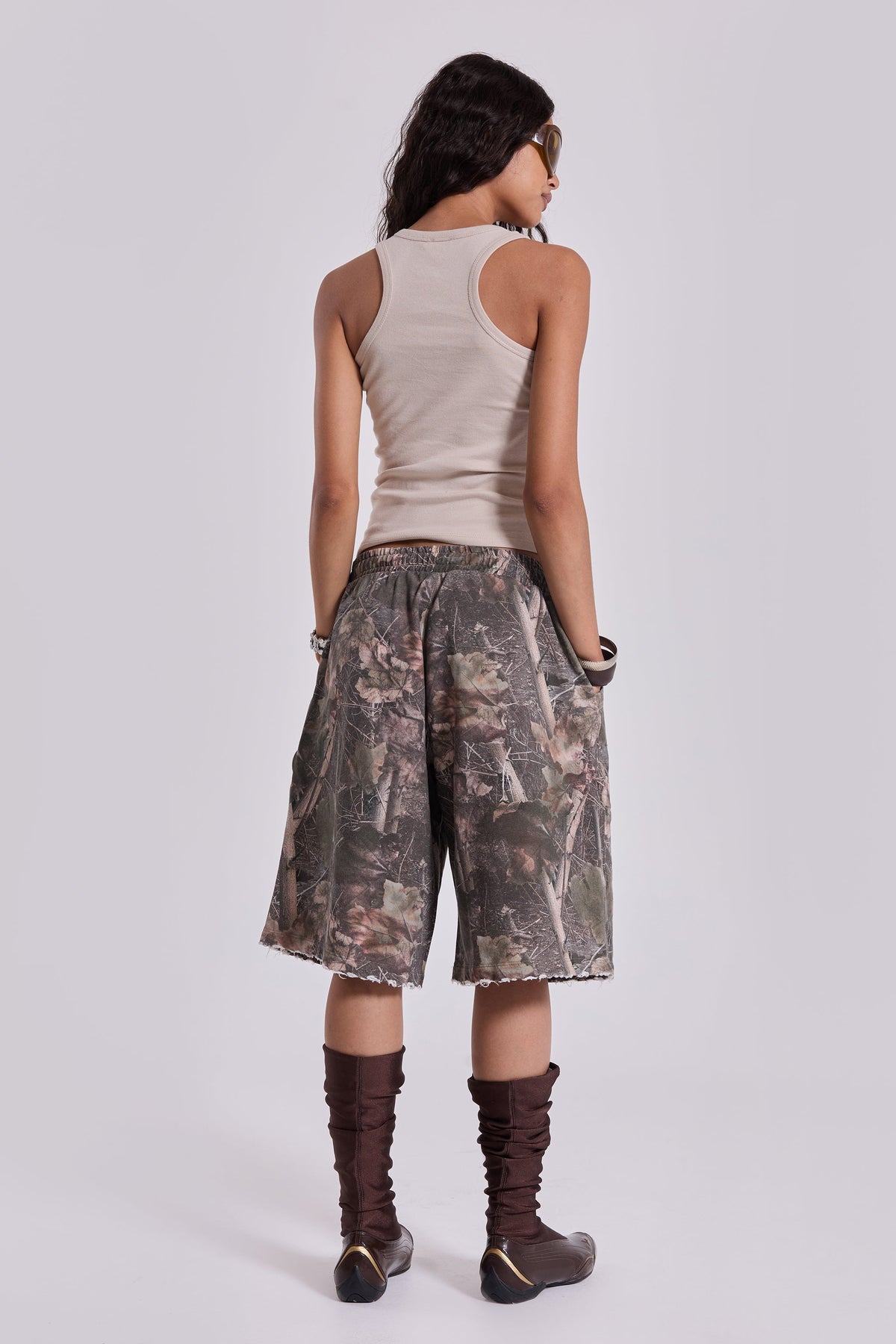 Shorts de chándal Woodland Monster camuflaje