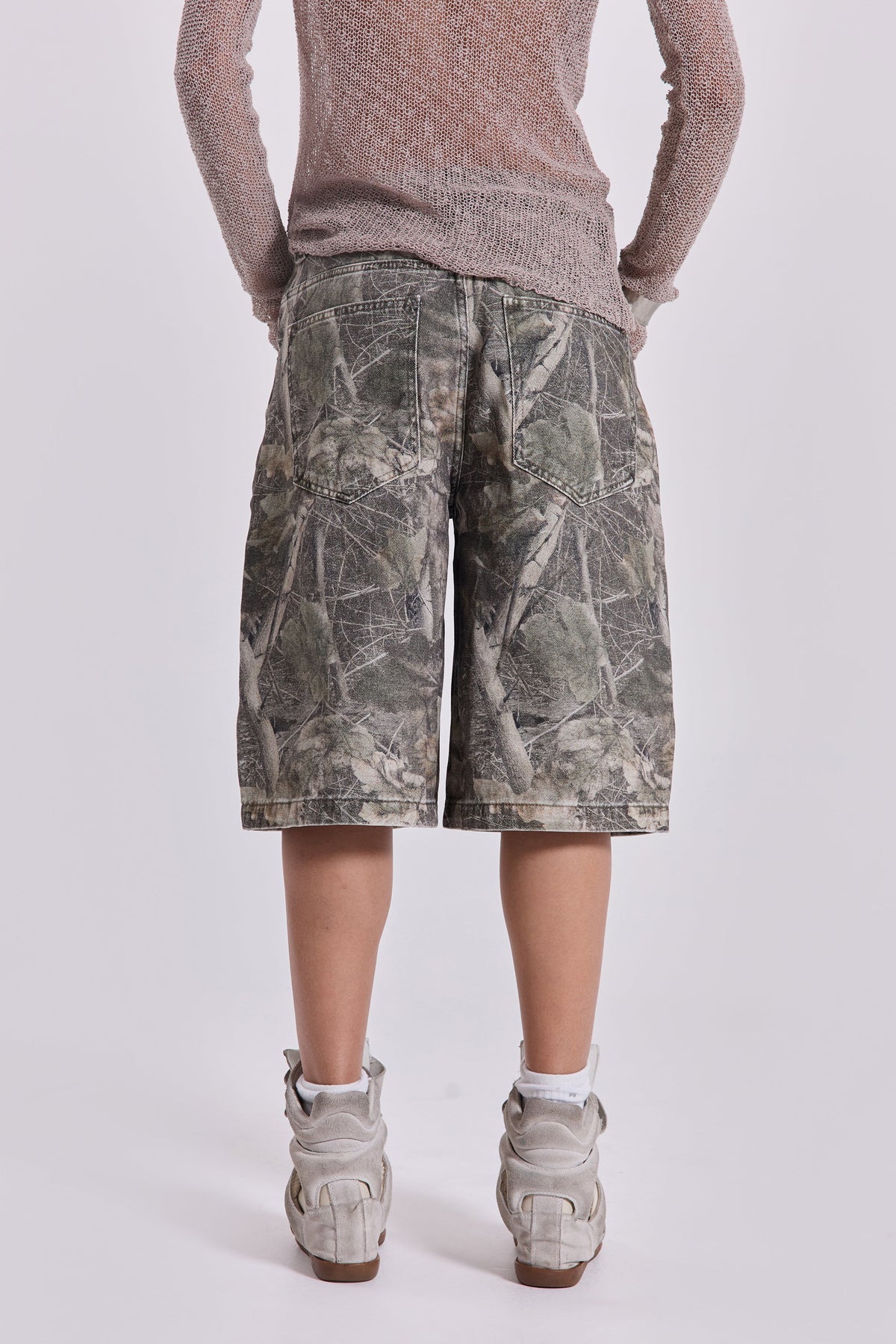 Bermudas vaqueras Woodland Colossus camuflaje