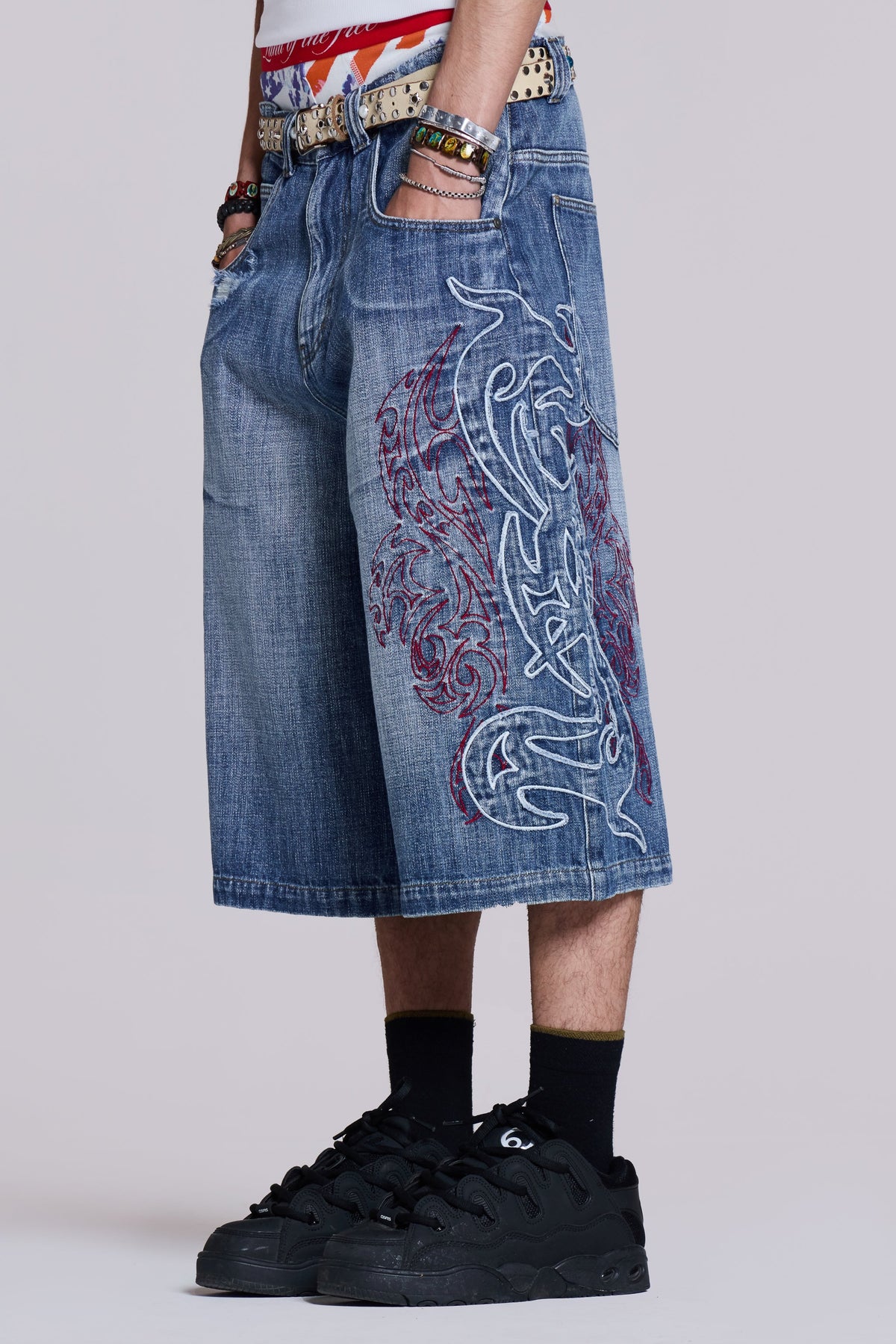 Bermudas vaqueras Tribal XL Colossus de capas