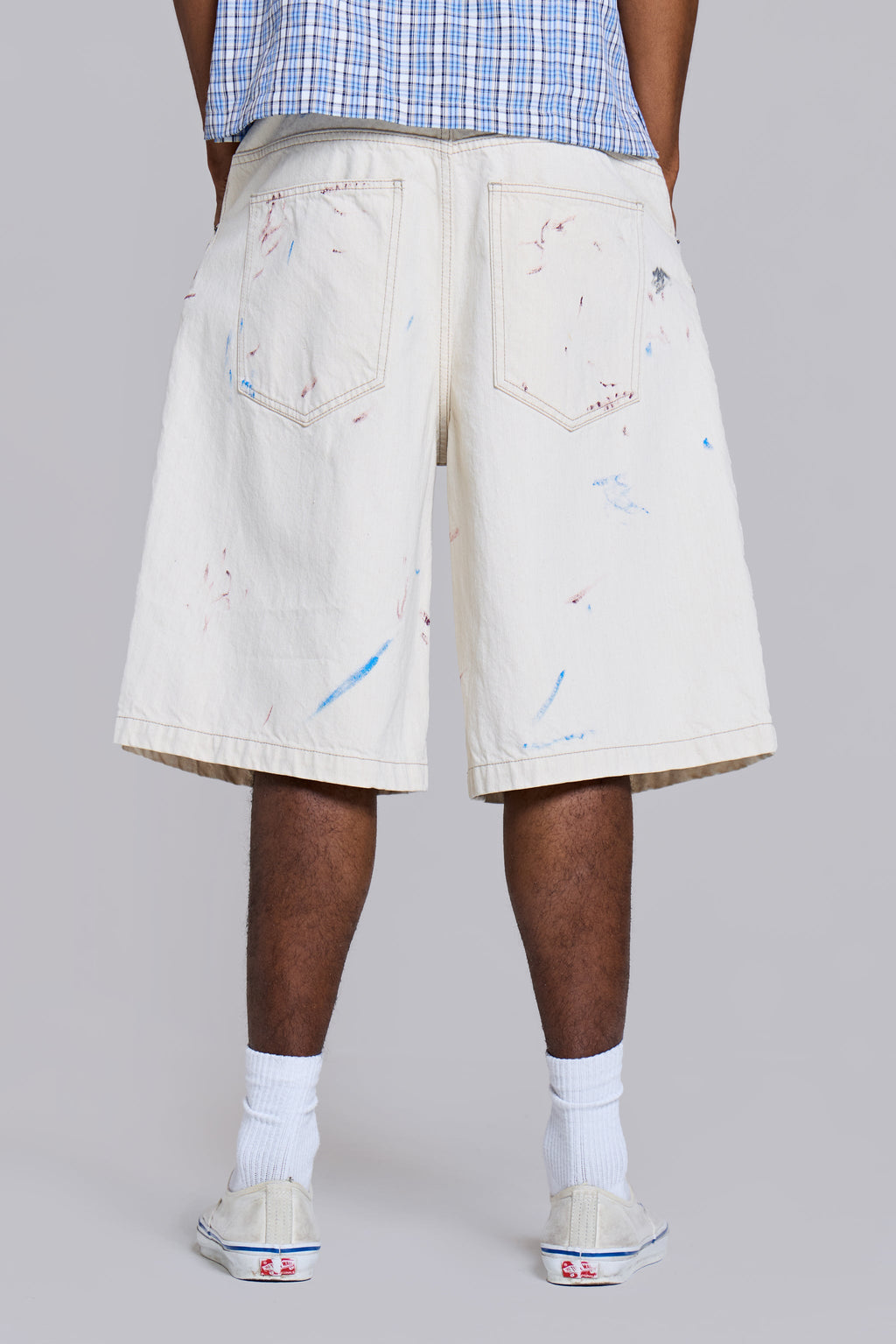 Bermudas vaqueras Colossus con pintura crudas