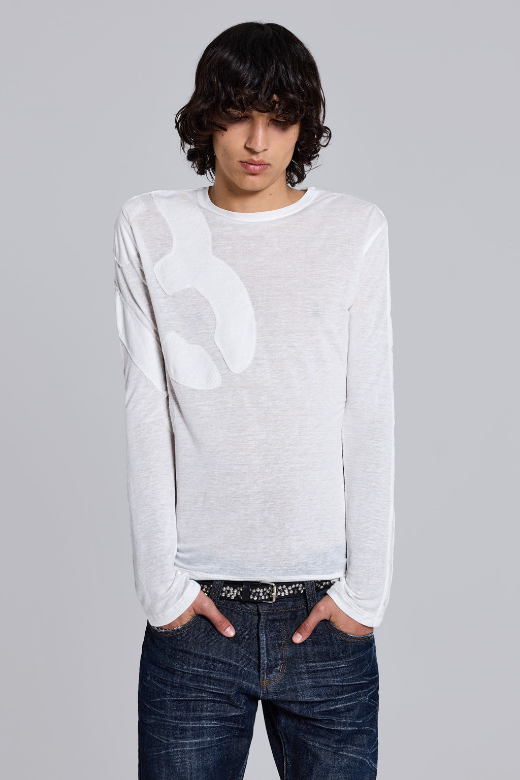 13 Applique Linen Top