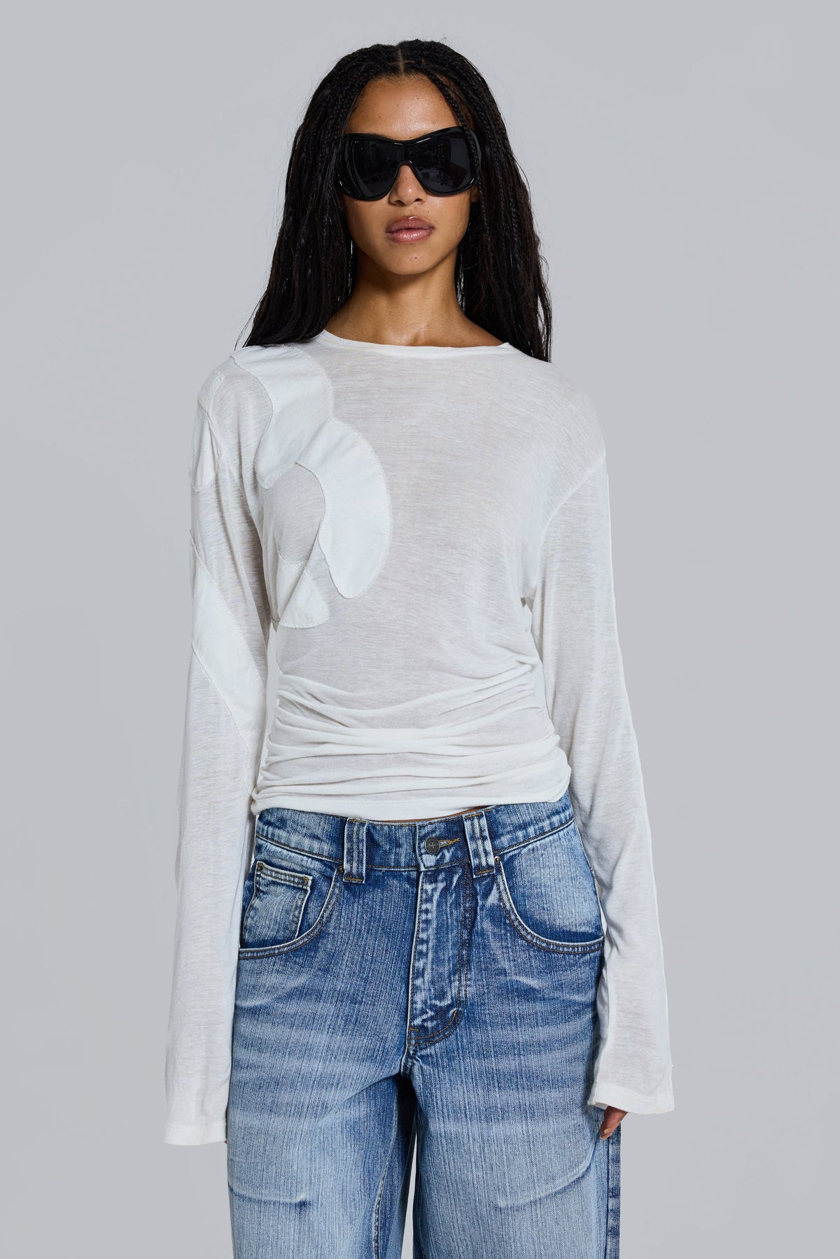 13 Applique Linen Top