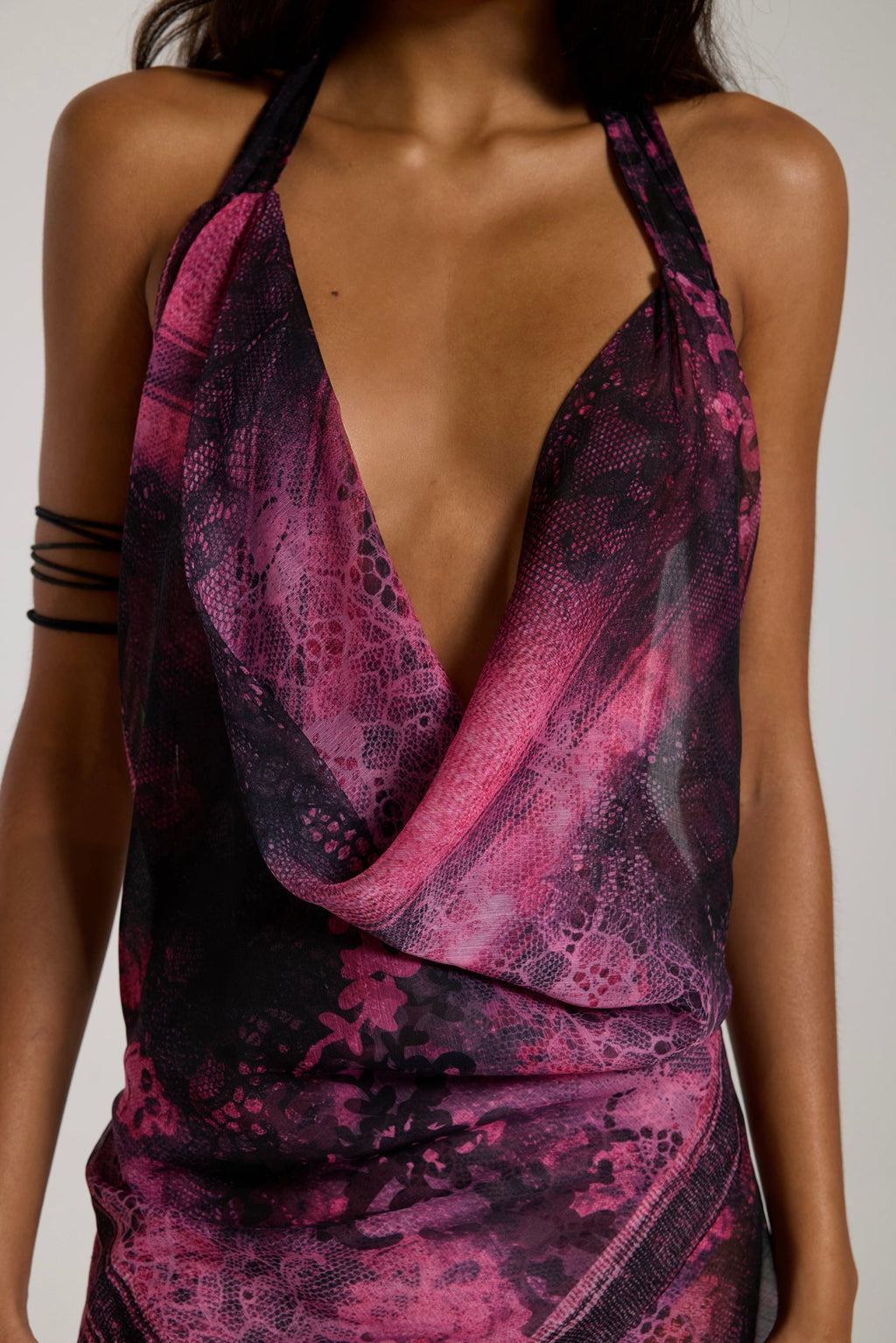 Rivon Backless Chiffon Scarf Dress