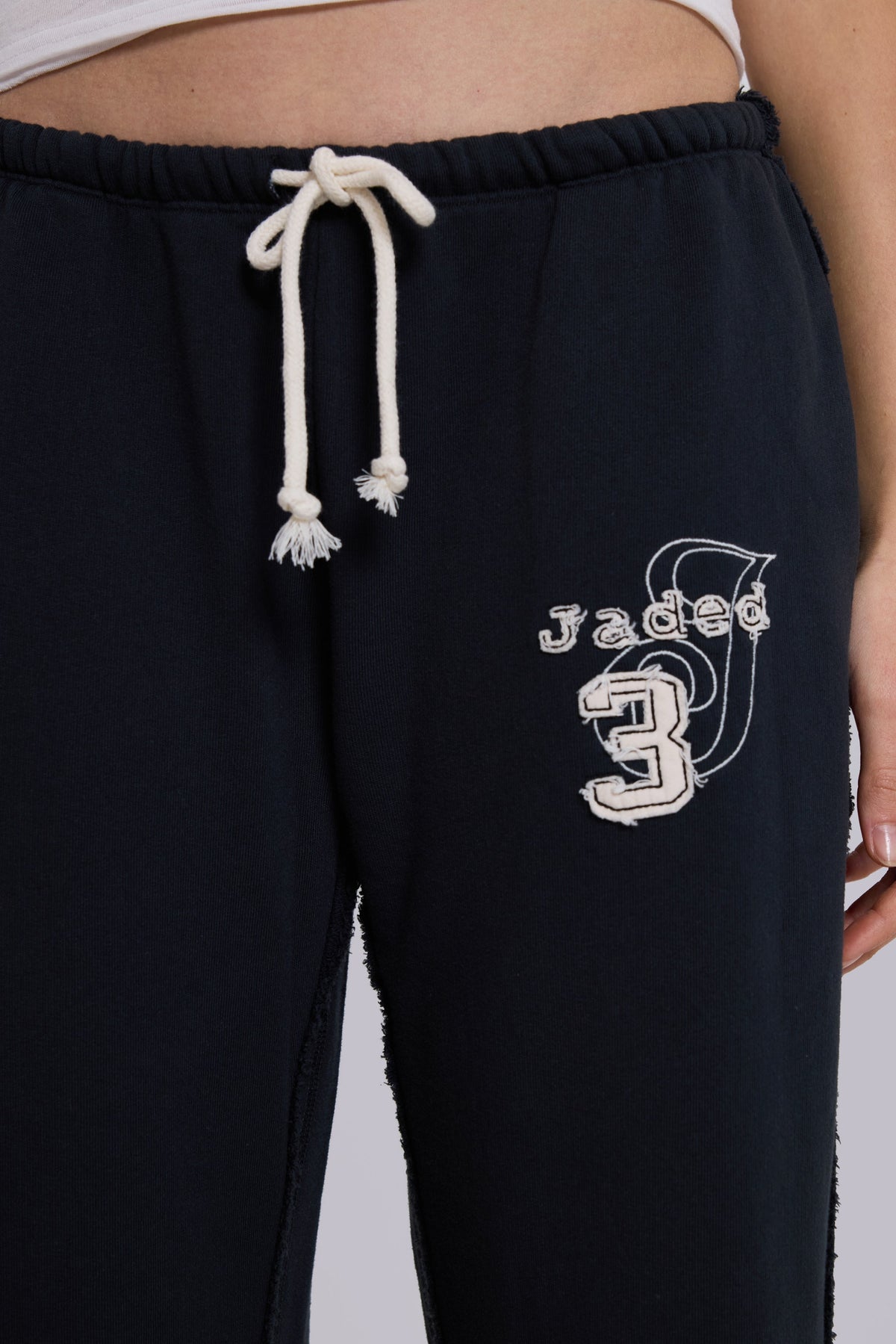 Jogger Cleo holgado bootcut negro