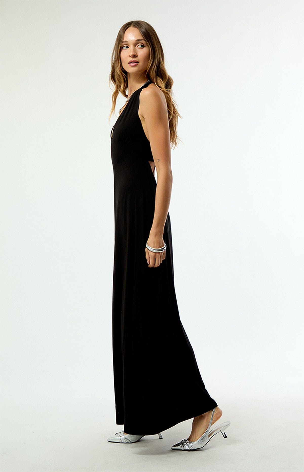 Vestido midi halter Alexa de Third Charm
