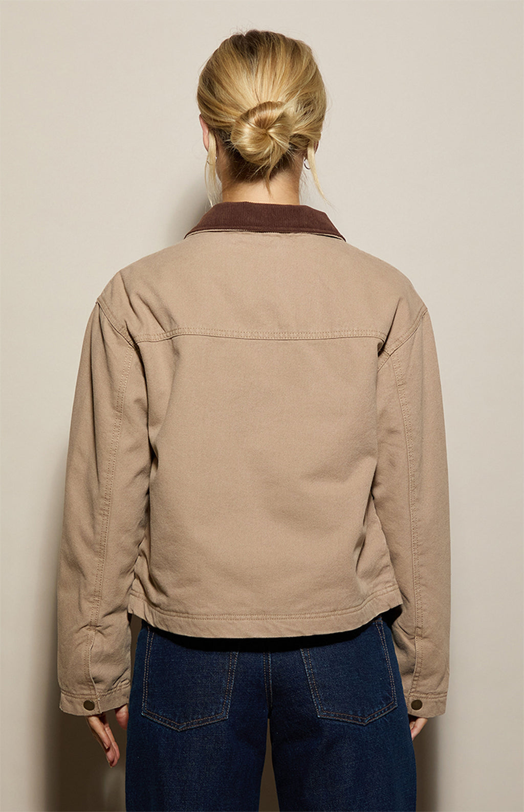 Chaqueta estilo granjero con cuello en contraste