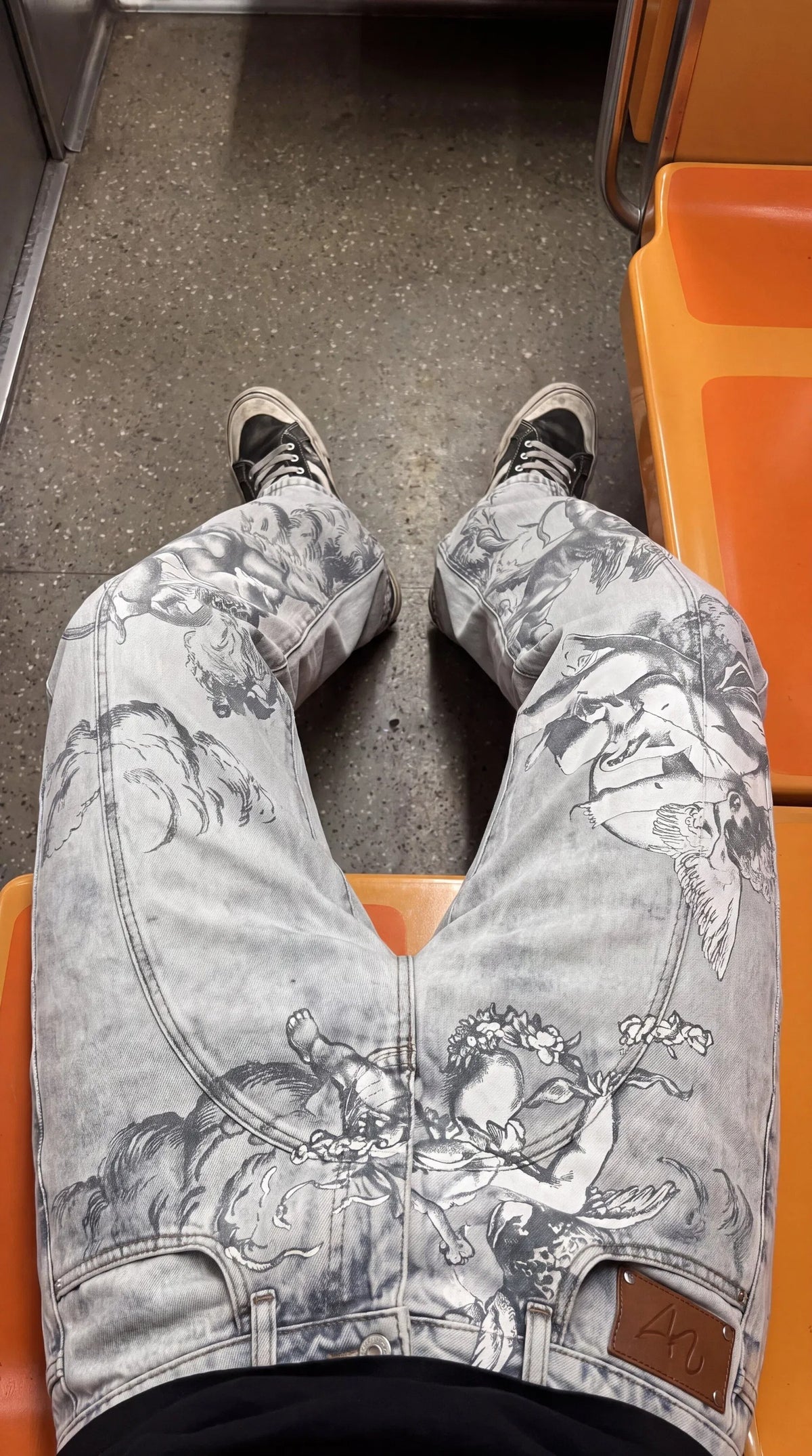 Pantalones Vaqueros Bajados Angel