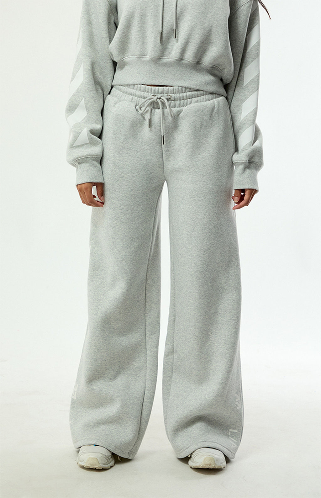 L/AB c/o Pantalones deportivos holgados de pierna ancha Off-White