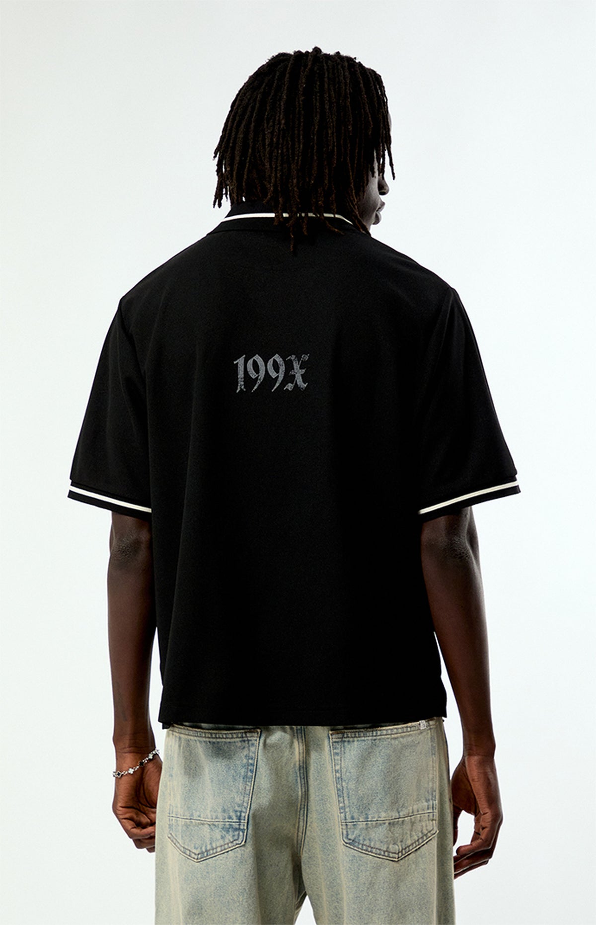 Camiseta de fútbol de manga corta negra 199x